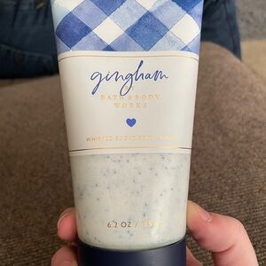 Bath and Body Works original Gingham fragrance body scrub